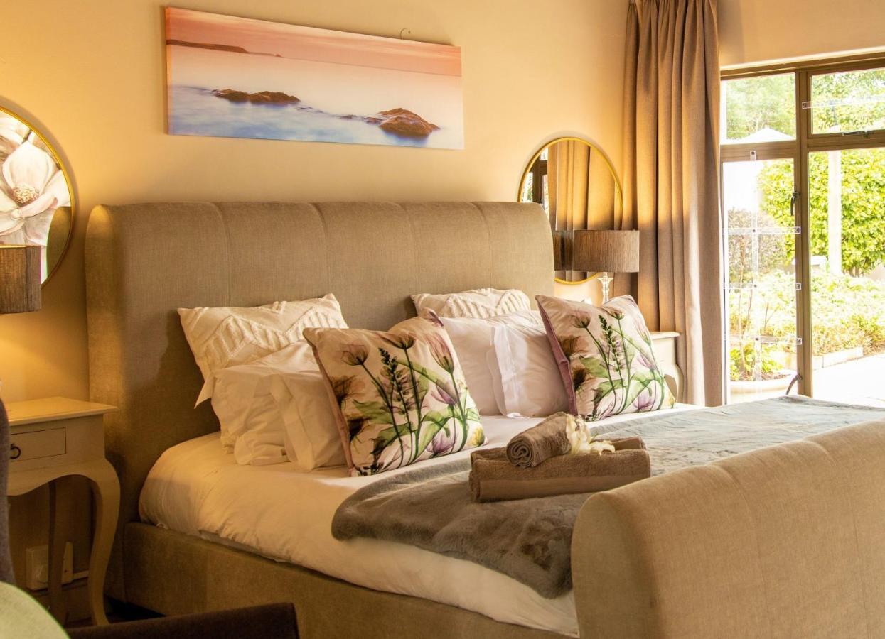 2 On Lismore Guesthouse Tokai Esterno foto