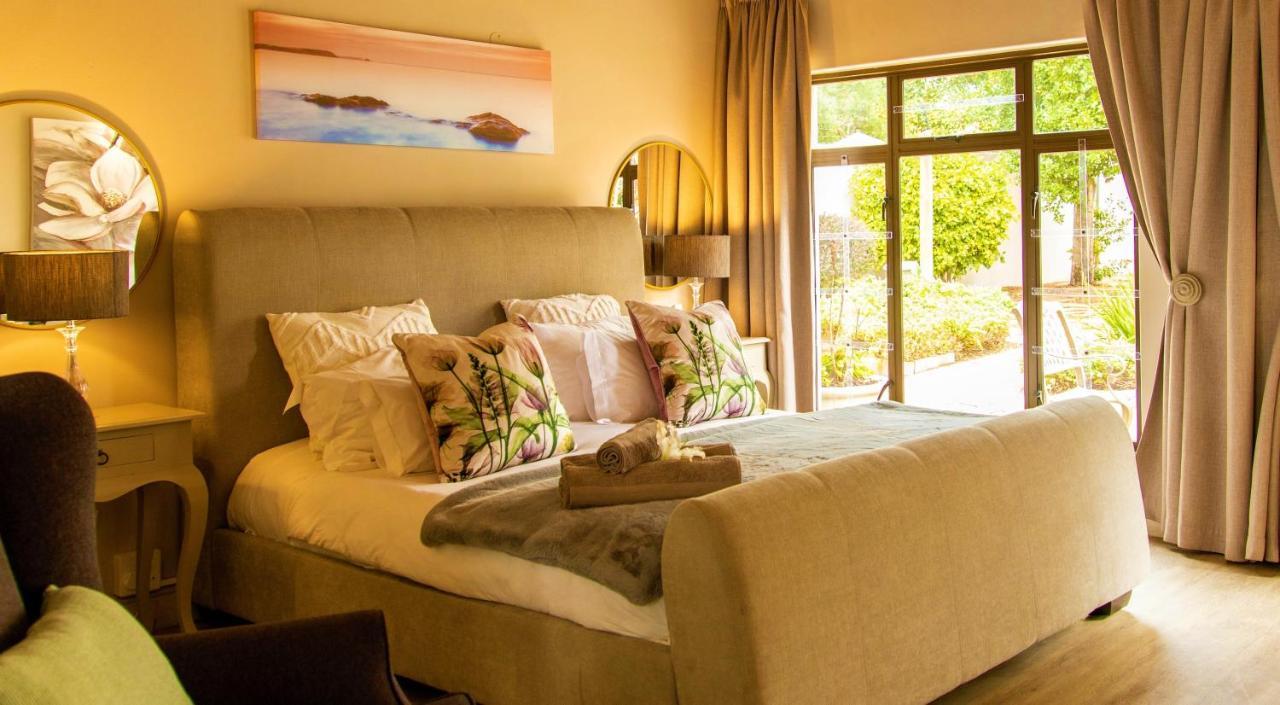 2 On Lismore Guesthouse Tokai Esterno foto