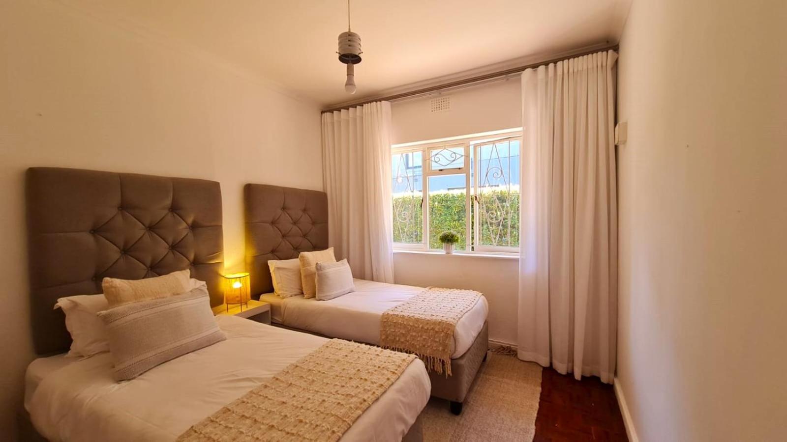 2 On Lismore Guesthouse Tokai Esterno foto