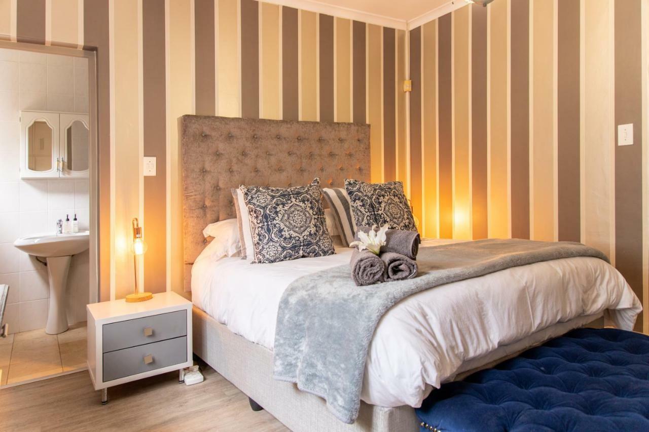 2 On Lismore Guesthouse Tokai Esterno foto